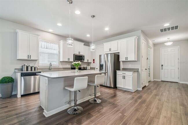 11514 Cedar Valley Dr