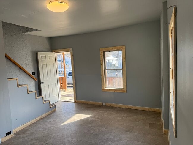 Photo - 103 N 3rd Ave