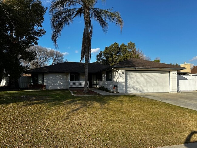 Building Photo - House