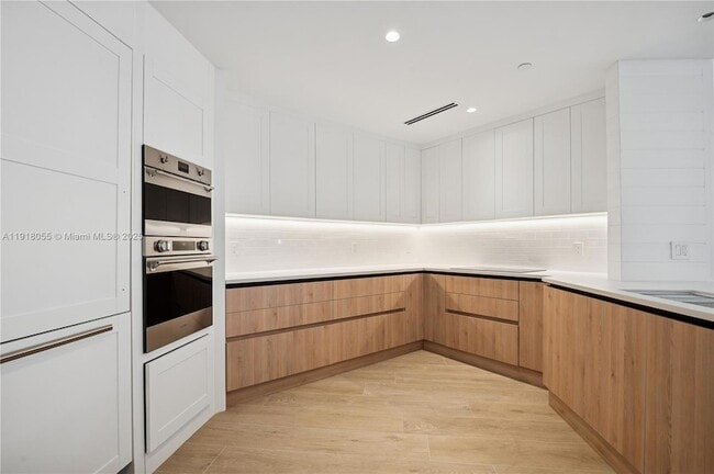 Photo - 705 Crandon Blvd Unit 306