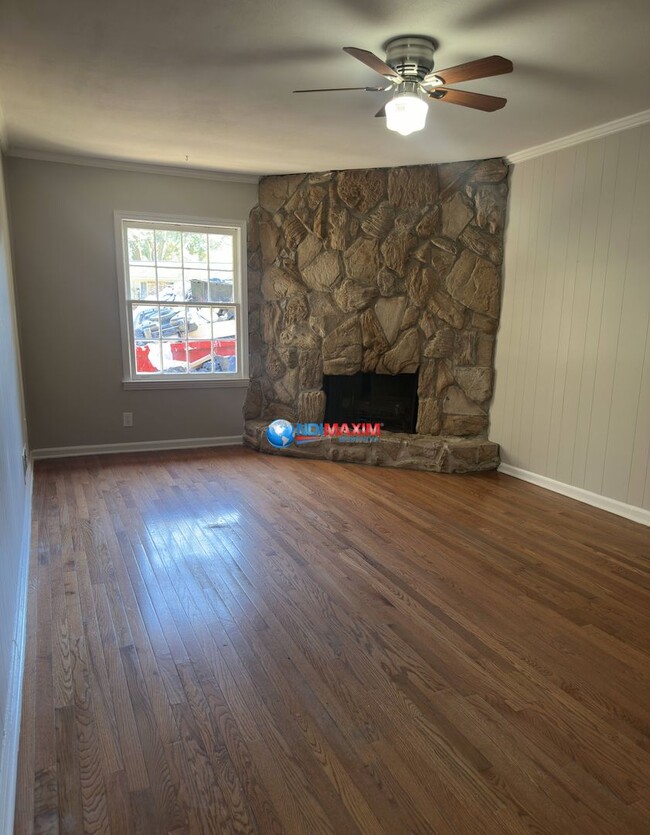 Photo - Renovated 4-sided brick ranch in Tucker