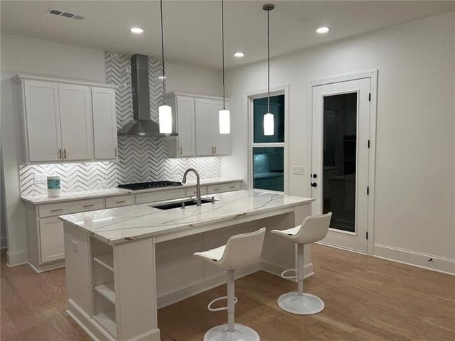 Photo - 1934 Harken Grv