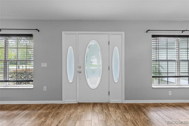 Photo - 17 Eugenia Ct N