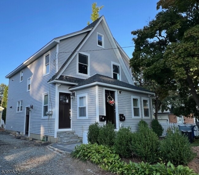 Photo - 20 Van Dyke Pl