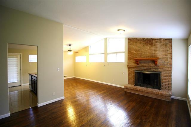 Photo - 149 Hedgerow Ln