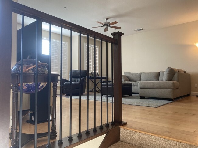 Photo - 6492 Bayview Dr