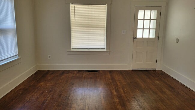 Photo - PRE-LEASING!! AVAILABLE JUNE 10TH! 3 Bedroom/1 Bathroom House