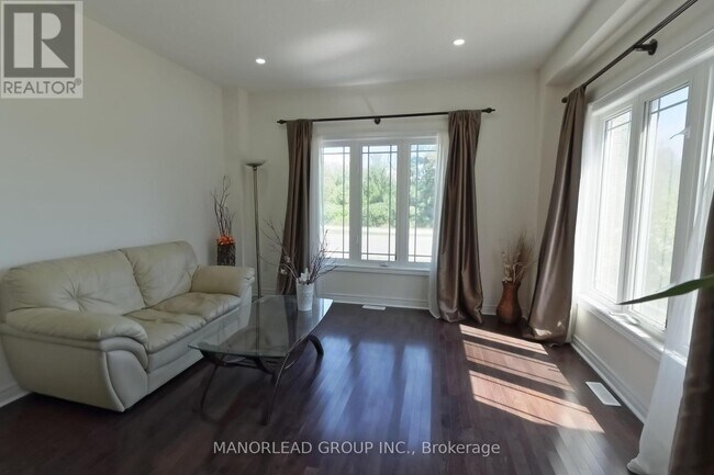 Photo - 18 Snowling Dr