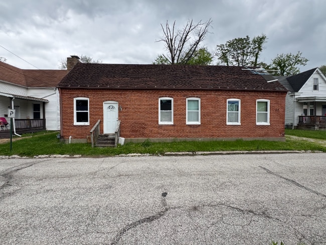 Photo - 112 N 13th St House