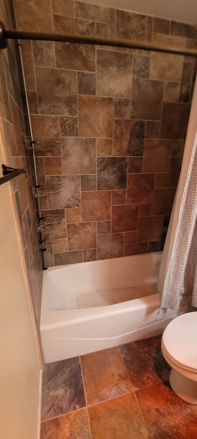 Photo - 2349 S Bentley Ave Unit 8