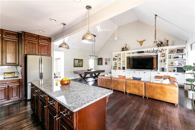 Photo - 1278 Wylie St SE