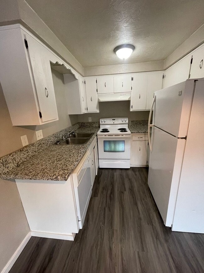 Building Photo - 198 E Milton St Unit #2 Rental