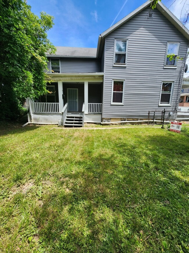 Photo - 811 Sherman Ave Unit Rear
