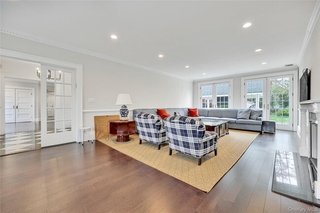 Photo - 105 Everit Ave