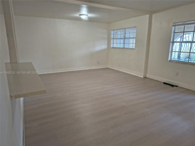 Photo - 1030 NW 106th St