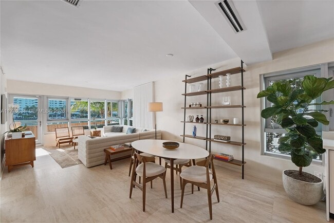 Photo - 1491 Lincoln Terrace Unit 201