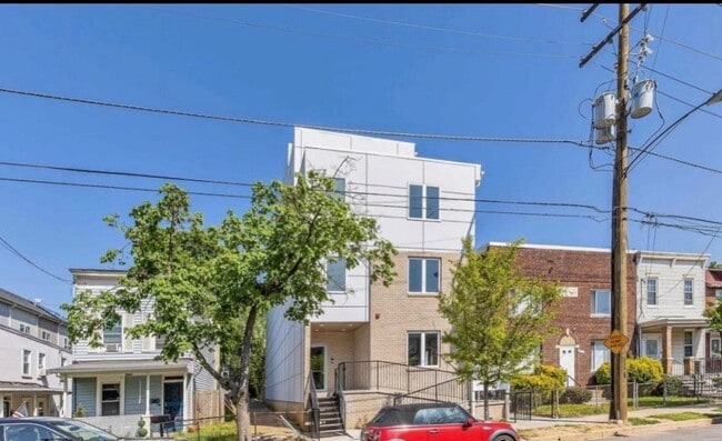Photo - 1416 22nd St SE