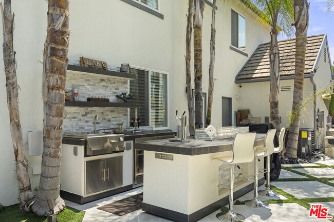 Photo - 21615 Medina Estates Dr