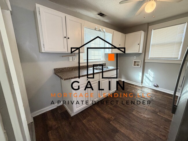 Photo - 1005 Amaranth Ave