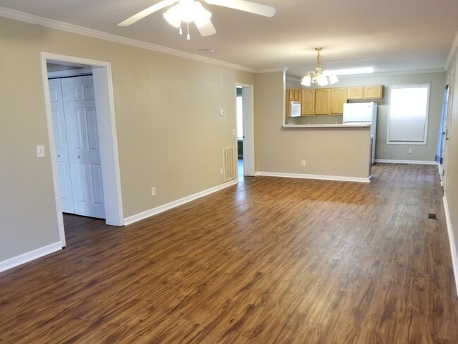 Photo - 10831 Woody Dr