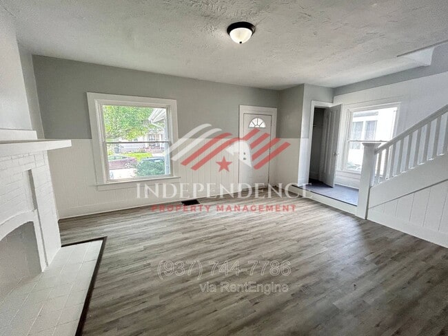 Photo - 951 Ferndale Ave