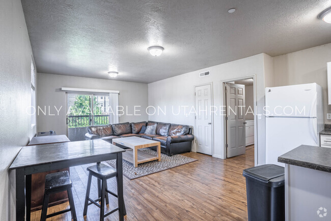 Building Photo - 871 E 620 N St Unit J2 Rental