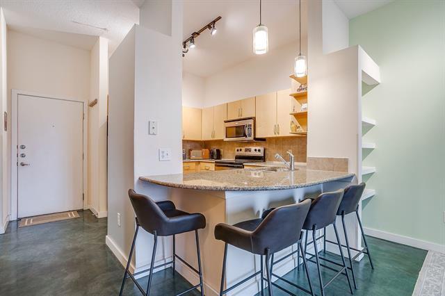 Photo - 201 W Lancaster Ave Unidad 208