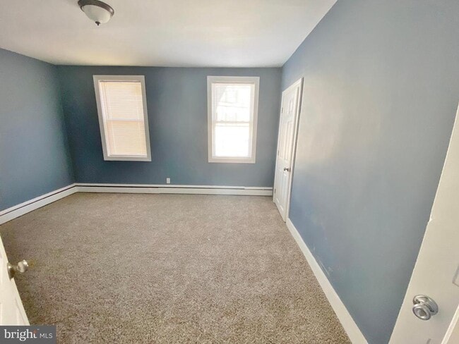 Photo - 208 Garden St