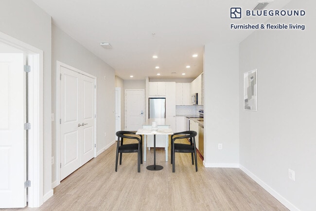 Photo - 12503 Ardennes Ave Unit SI FL2-ID8890A