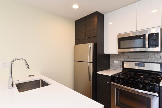 Photo - 1036 W Grace St Unit M07H