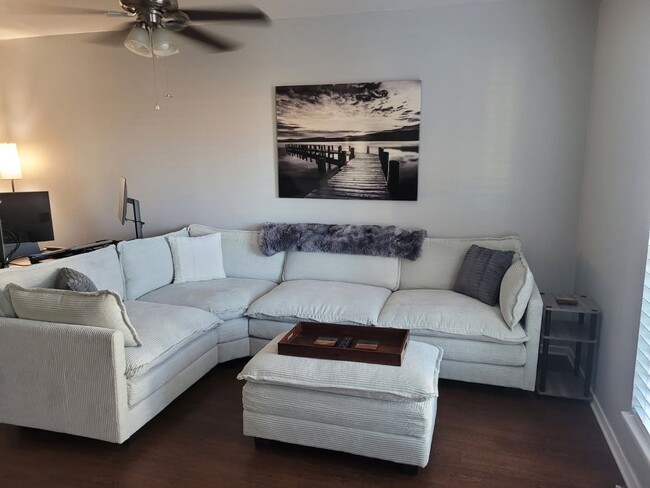 Photo - Downtown Grapevine-EXCELLENT LOCATION Unidad 308/206