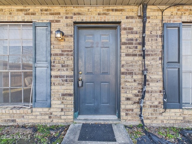 Photo - 225 Ryder Dr