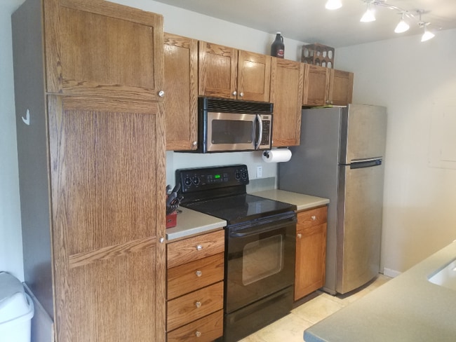 Building Photo - 68-3883-3883 Lua Kula St Rental