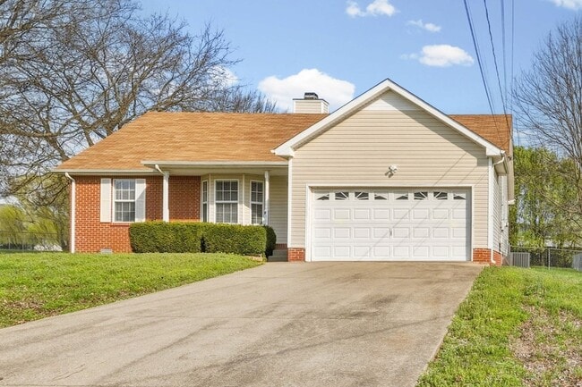 Photo - 1361 Jenny Ln