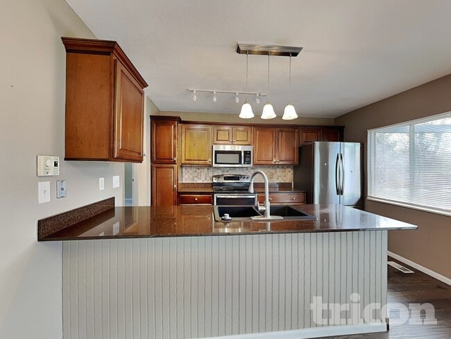 Photo - 5772 S Netherland St