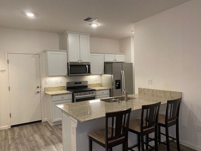 Photo - 525 Autumn Breeze Cir