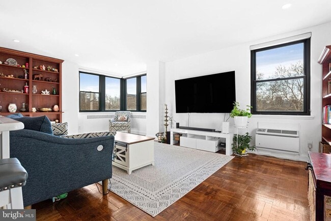 Photo - 2601 Pennsylvania Ave Unit 344