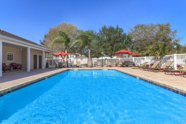 Photo - 4900 Cypress Gardens Rd Unit 3-Hud
