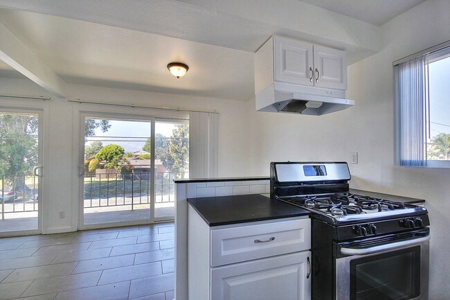 Photo - 6671 Sabado Tarde Rd Unidad B