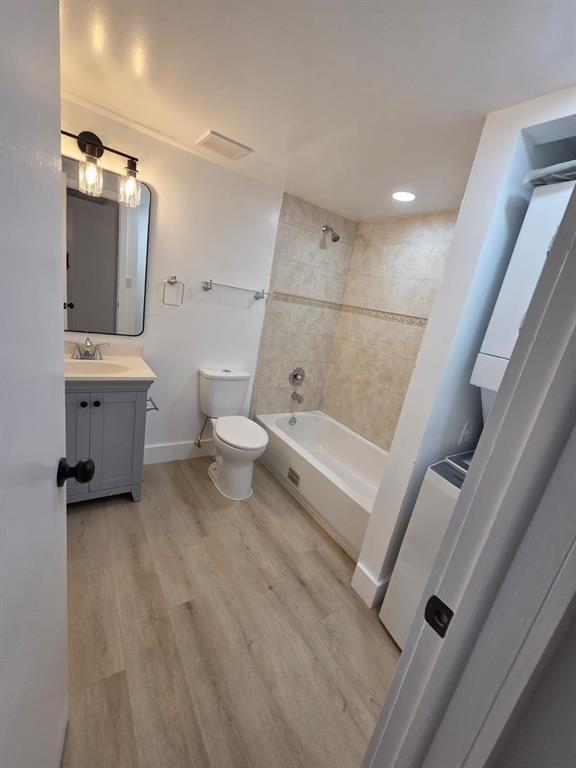 Photo - 10023 Winding Lake Rd Unit 104