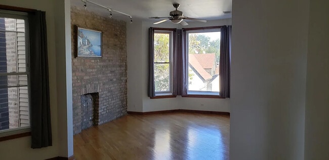 Photo - 2114 N California Ave Unit 3