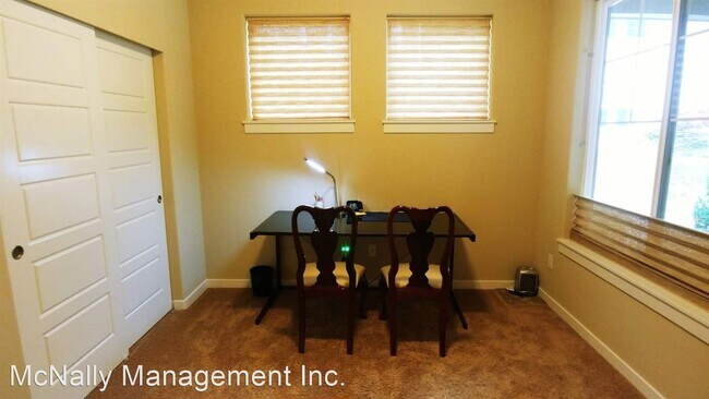 Photo - 4 br, 2.5 bath House - 6024 77th Ave W