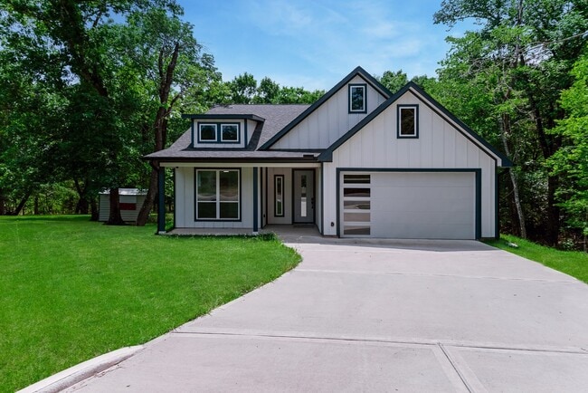 Photo - 90 Piping Rock Pl