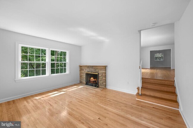 Photo - 2816 Ellicott St NW