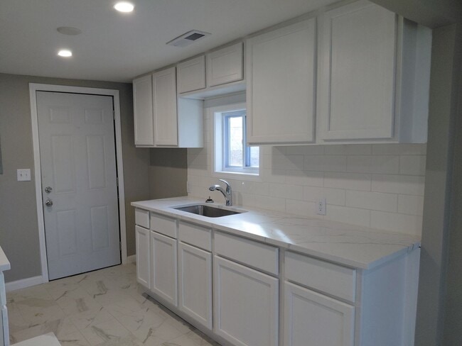 Photo - 1949 Beck St