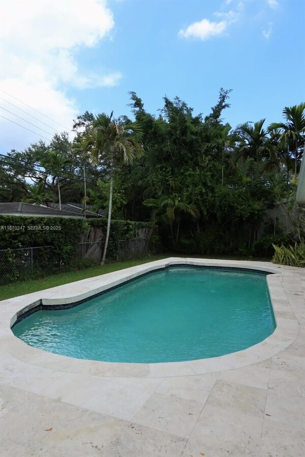 Photo - 189 Edgewater Dr