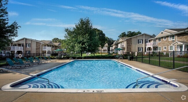 Building Photo - 7 Williams Blvd Unit 7-2J Rental