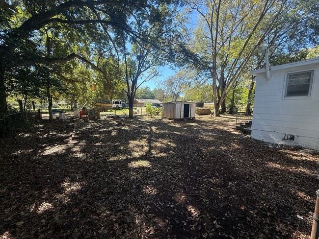 Photo - ** 2 Bed 1 Bath located in Highland Garden...