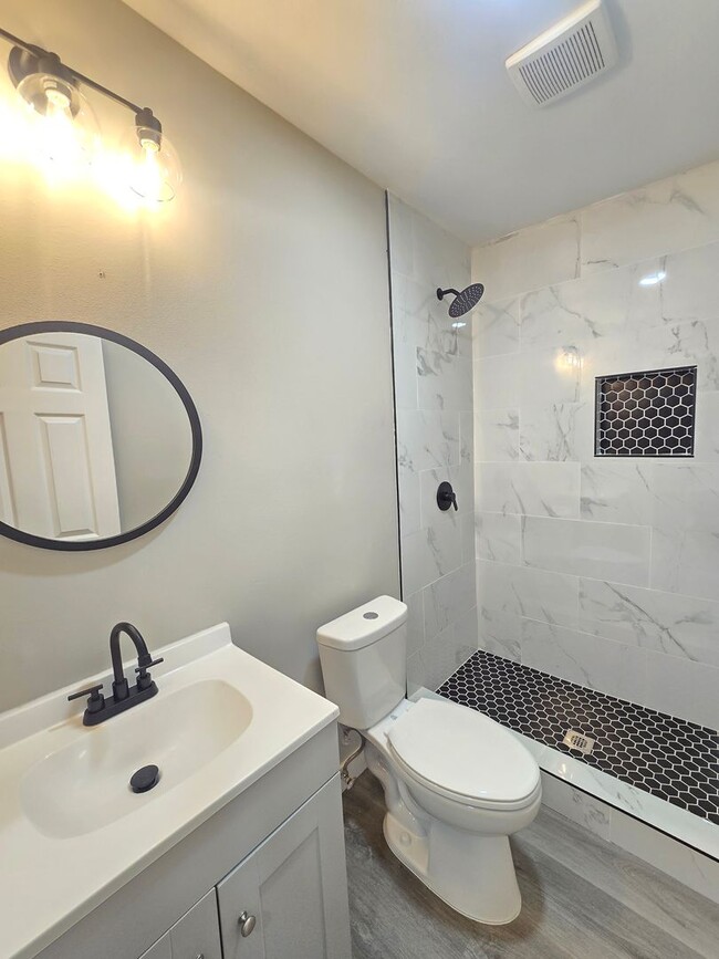 Photo - 44414 Andale Ave Unidad 44414 Andale Ave (ADU)