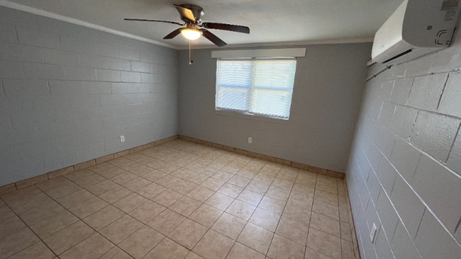 Photo - 2451 Gervais St Unidad C